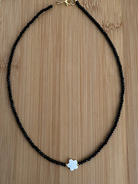 Chocker cristal preto com flor