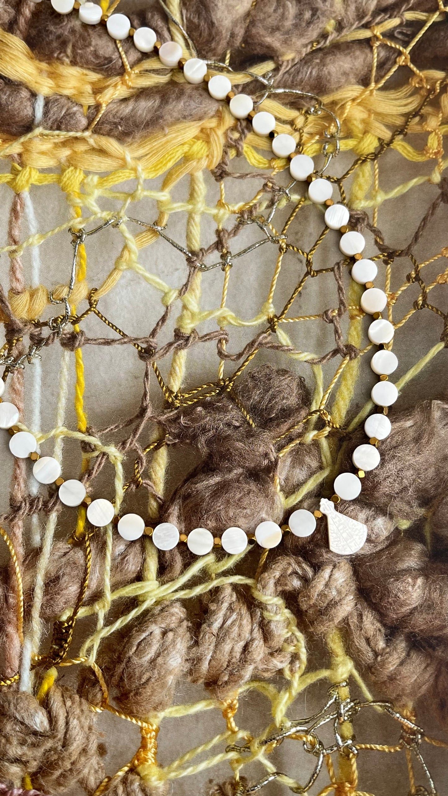 Colar Aparecida Madrepérolas