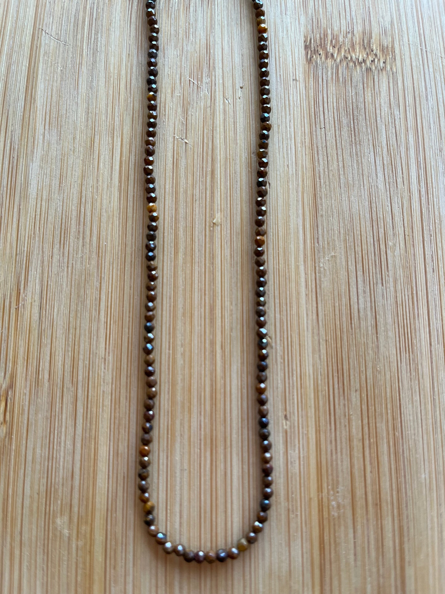 Chocker em Olho de Tigre
