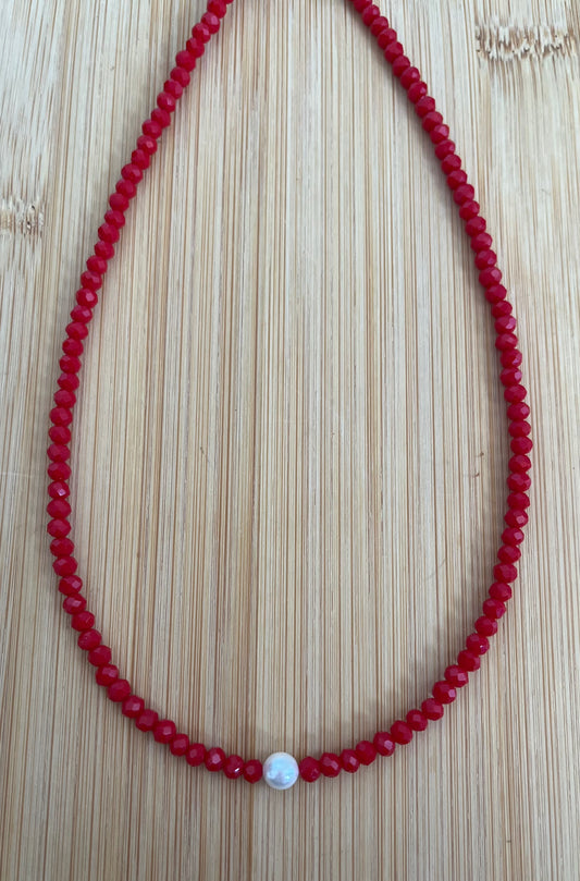 Chocker cristal vermelho com pérola de água doce