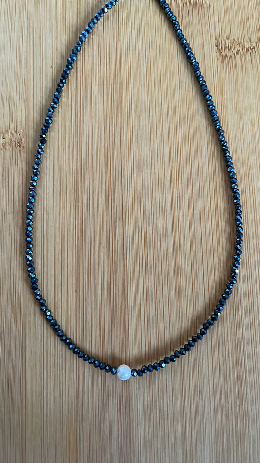 Chocker cristal azul marinho com pérola