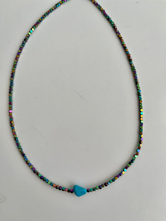 Chocker em Hematita Furta-cor